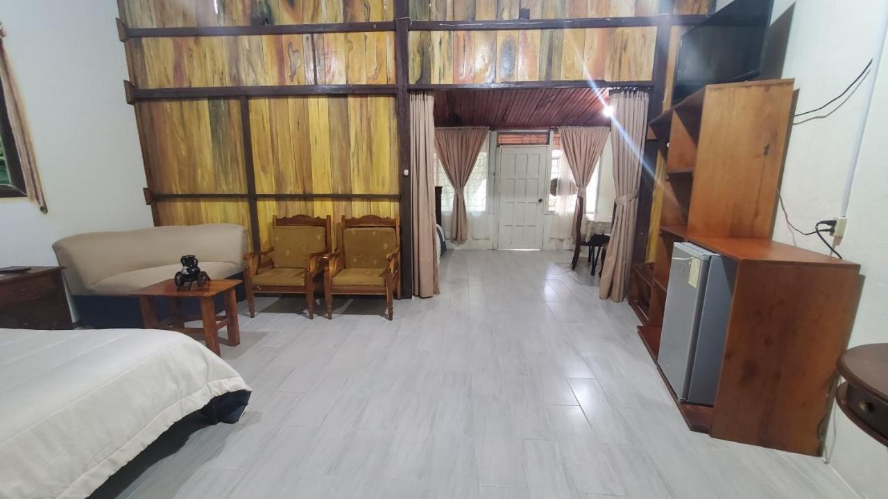 Casa Blanca Hortencia Sucua Exterior photo